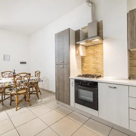 Apartment & Friends - A 250m Dalle Spiagge Sabbiose